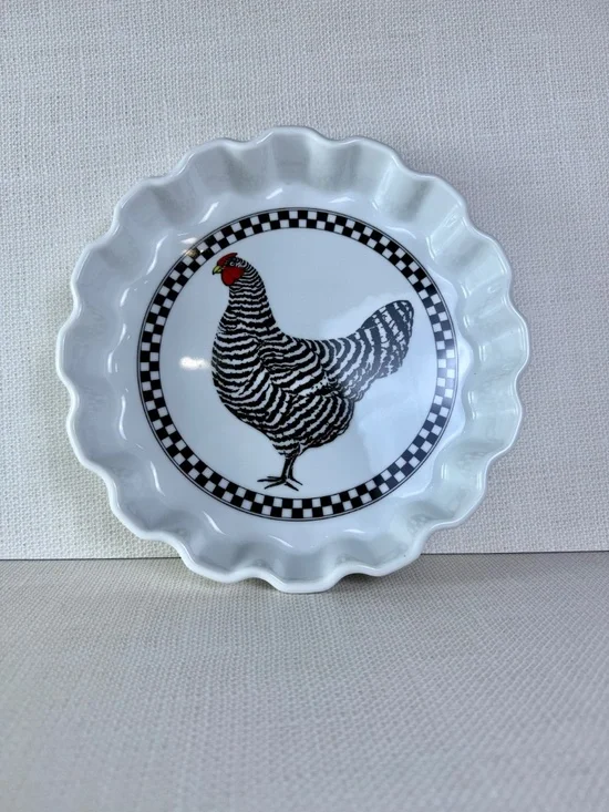 Department 56 "French Hens" Rooster Quiche Dish — Oven to Table Ceramic Bakeware - Picture 2 of 7